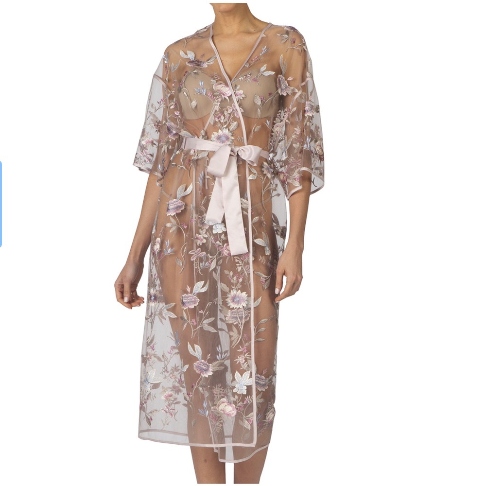 💜🌞💐 Floral Embroidered Sheer Robe 💐🌞💜